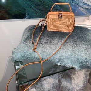 New Rattan Crossbody Purse 👜
